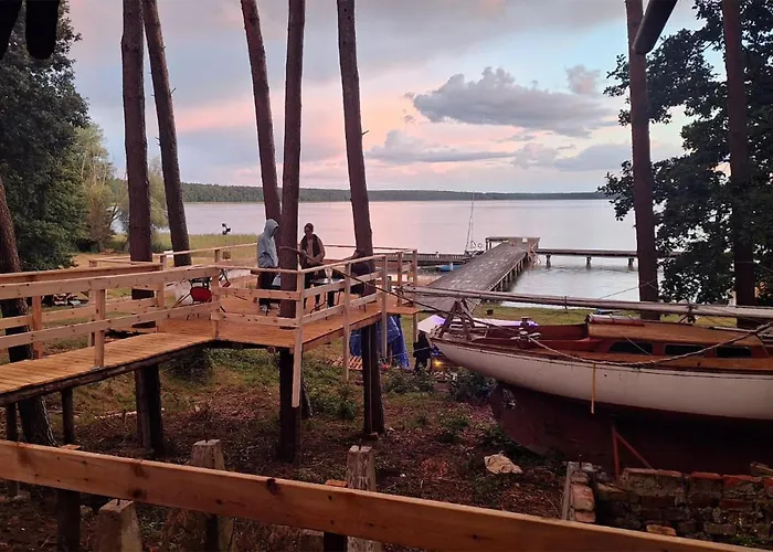 Дом отдыха 2 Bedroom Amazing In Baniewice Buniewice